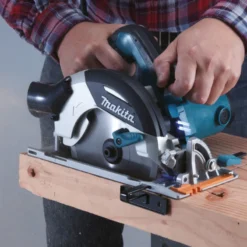 MAKITA HS6101 cirkelsåg 165 mm| Cirkelsågar Sladd